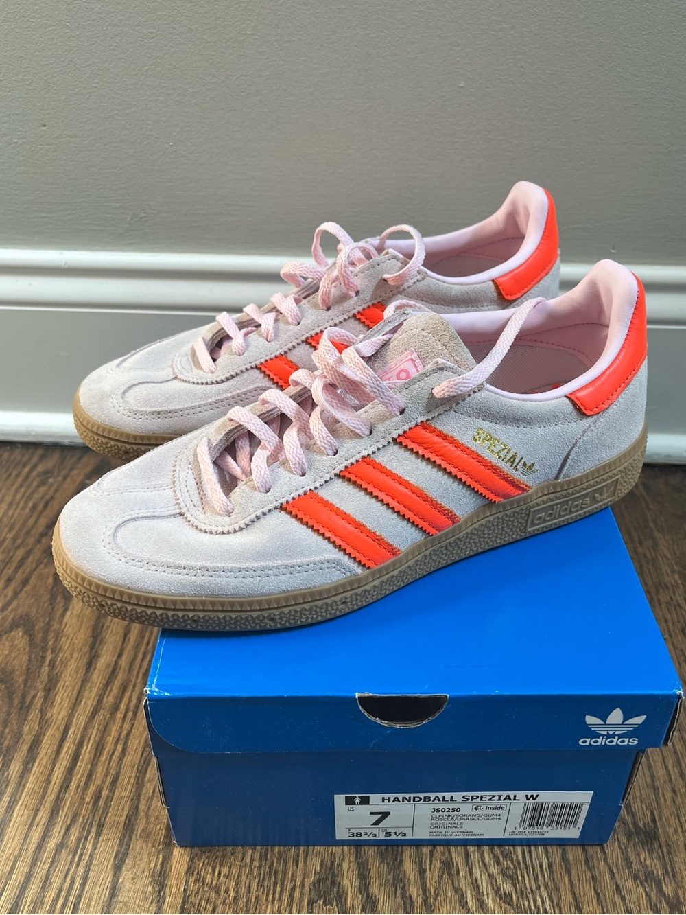 adidas Handball Spezial Women’s Pink Sneakers with Orange Stripes, Size 7 US